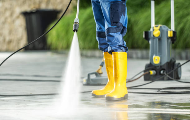 Best Garage Pressure Washing  in Rogue River, OR